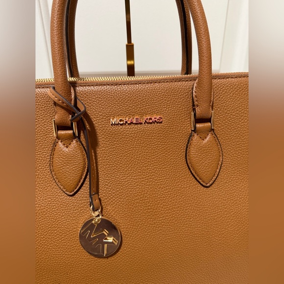 Like New Michael Kors Brown Leather Satchel